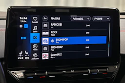 valkoinen Volkswagen ID.4 2022 kuva 21.
