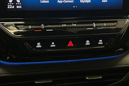 valkoinen Volkswagen ID.4 2022 kuva 33.