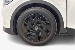 valkoinen Volkswagen ID.4 2022 kuva 11.