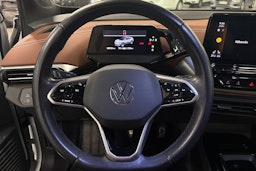 valkoinen Volkswagen ID.4 2022 kuva 14.