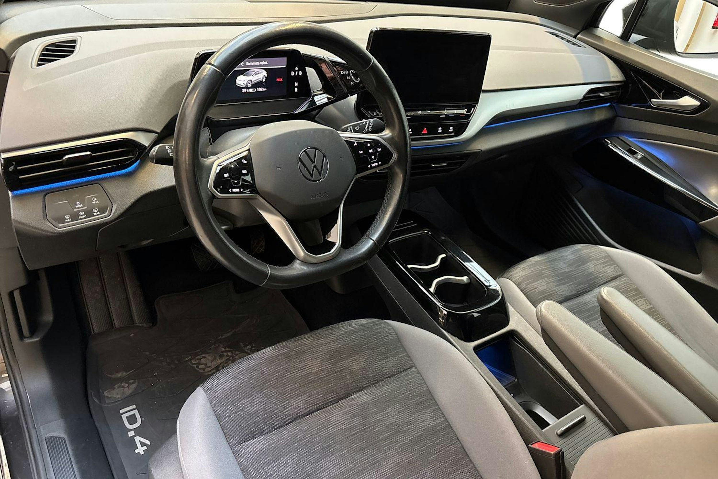 harmaa Volkswagen ID.4 2022 kuva 8.