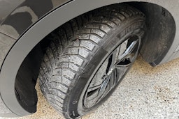 harmaa Volkswagen ID.4 2022 kuva 14.