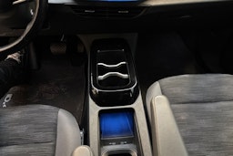 harmaa Volkswagen ID.4 2022 kuva 27.