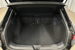 musta Volkswagen ID.4 2022 kuva 14.