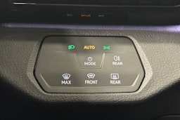 sininen Volkswagen ID.4 2022 kuva 27.