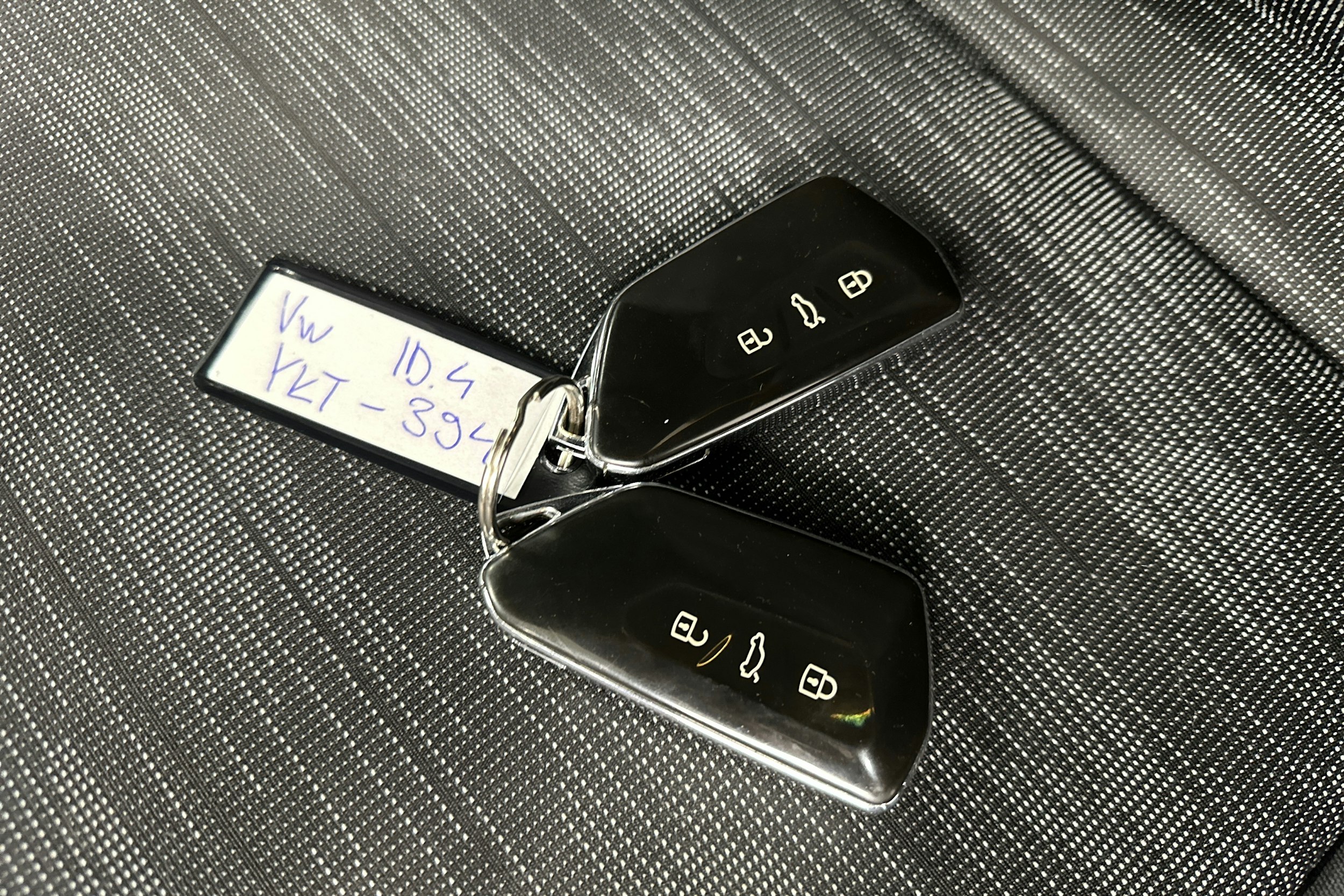 sininen Volkswagen ID.4 2022 kuva 32.