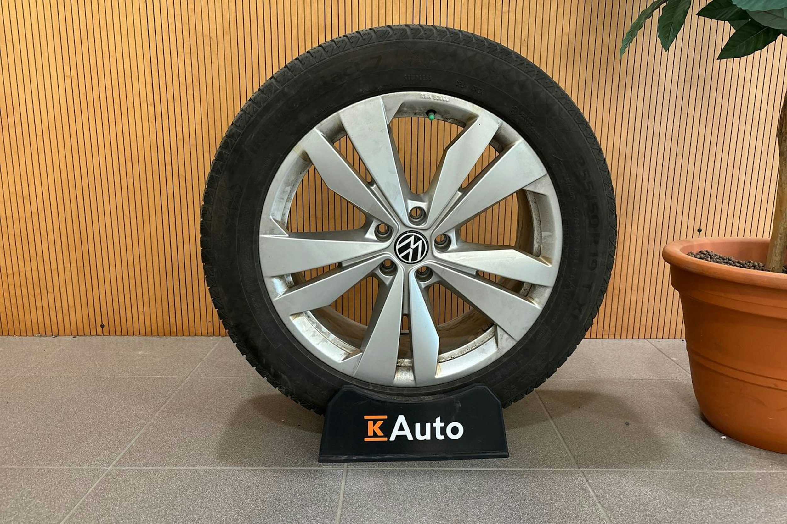 met. sininen Volkswagen ID.4 2022 kuva 24.