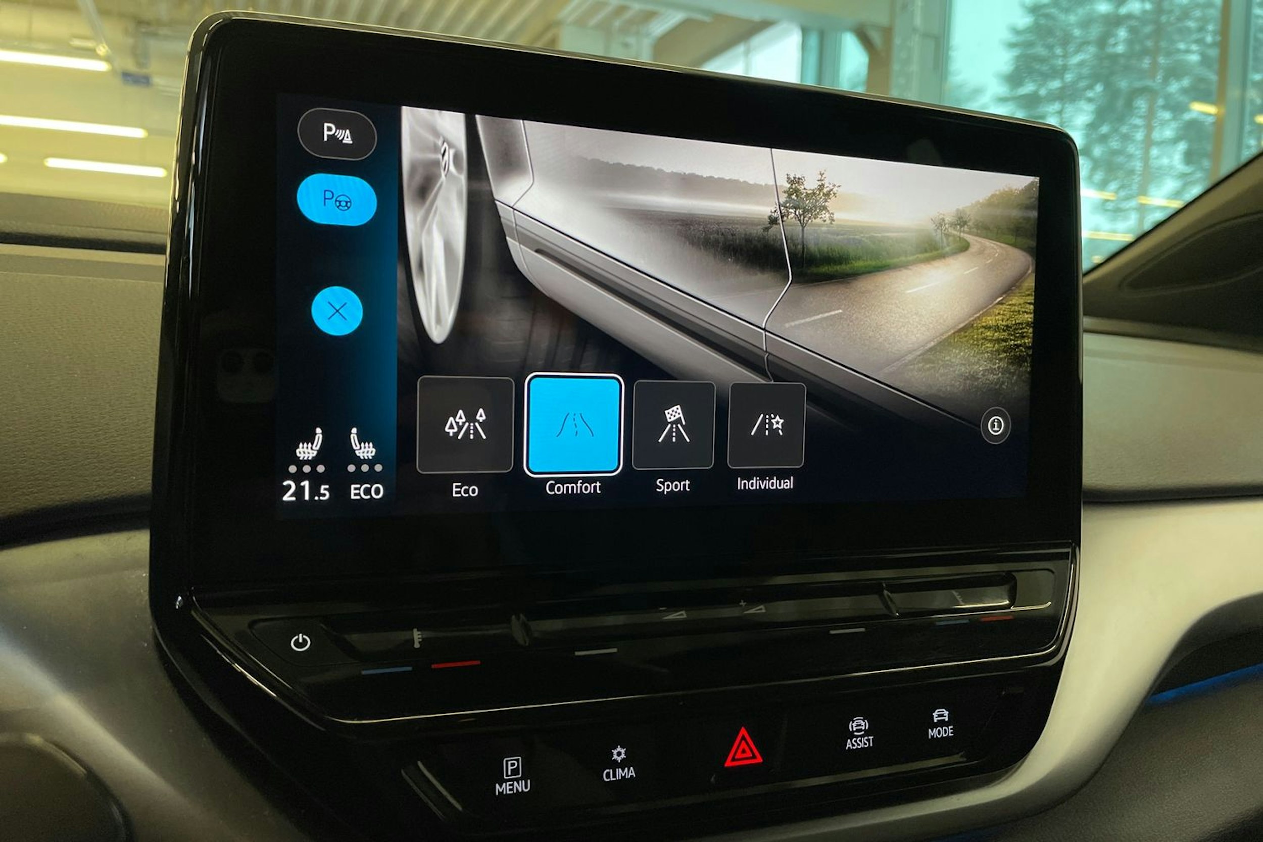 Sininen Volkswagen ID.4 2022 kuva 21.