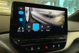 Sininen Volkswagen ID.4 2022 kuva 21.