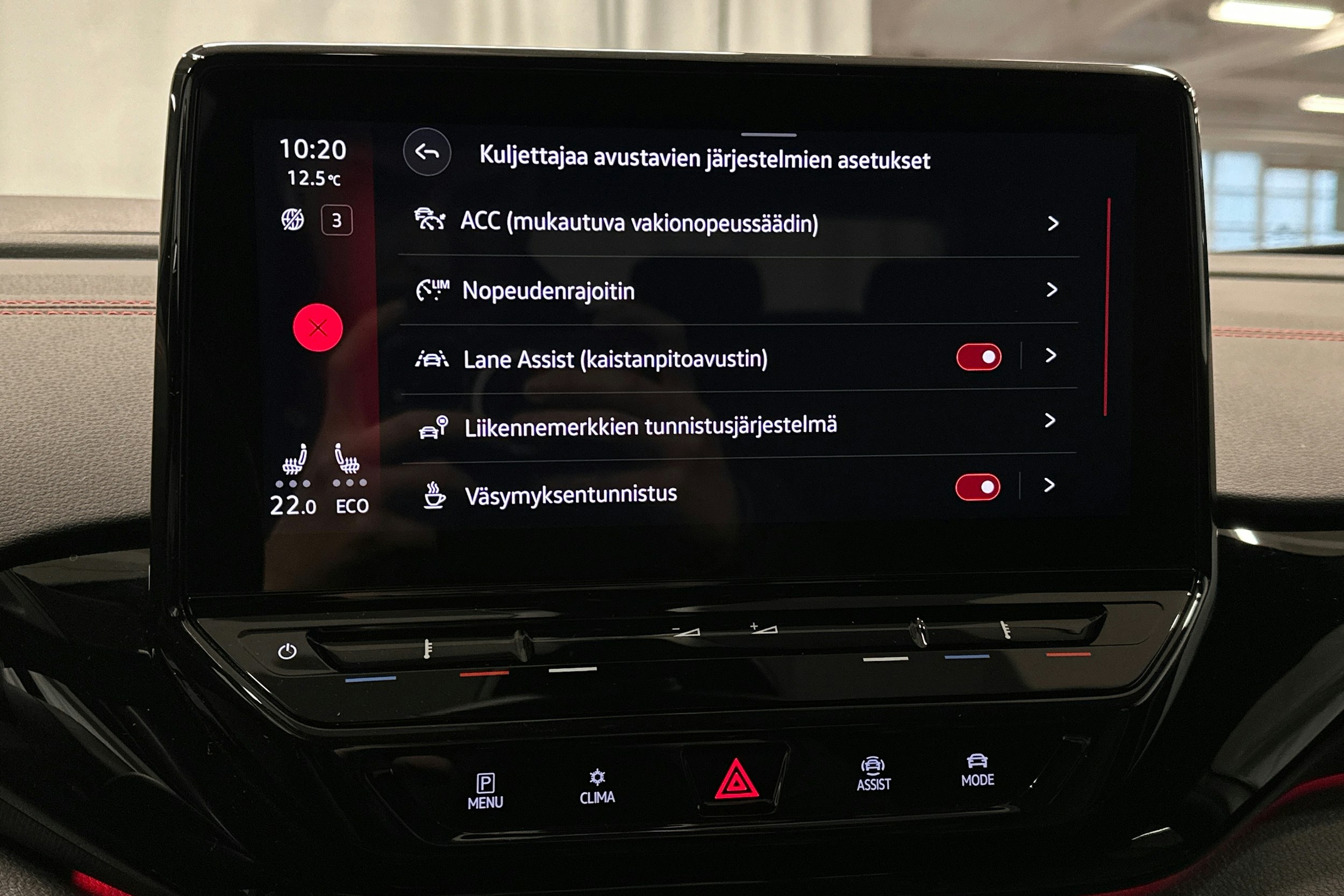 hopea Volkswagen ID.4 2023 kuva 22.