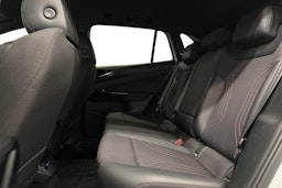 valkoinen Volkswagen ID.4 2022 kuva 8.