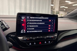 valkoinen Volkswagen ID.4 2023 kuva 21.