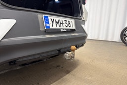 valkoinen Volkswagen ID.4 2023 kuva 25.