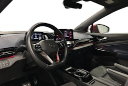 punainen Volkswagen ID.4 2022 kuva 7.