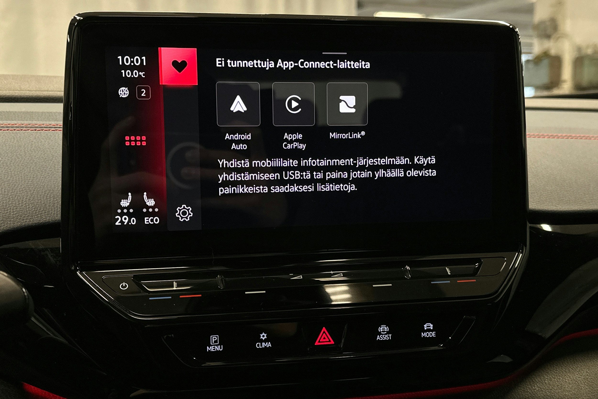 punainen Volkswagen ID.4 2022 kuva 24.