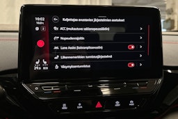 punainen Volkswagen ID.4 2022 kuva 27.