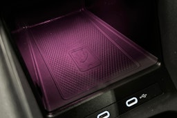 punainen Volkswagen ID.4 2022 kuva 29.