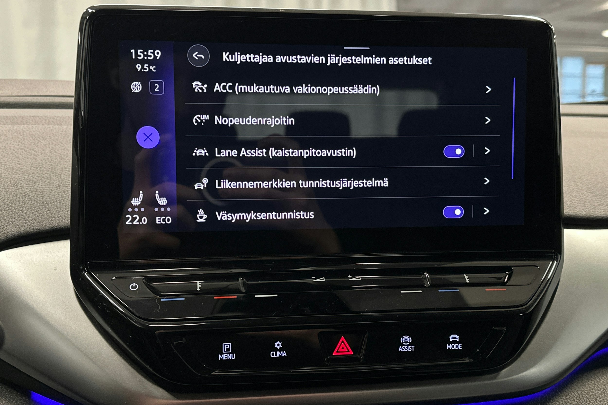 harmaa Volkswagen ID.4 2022 kuva 25.