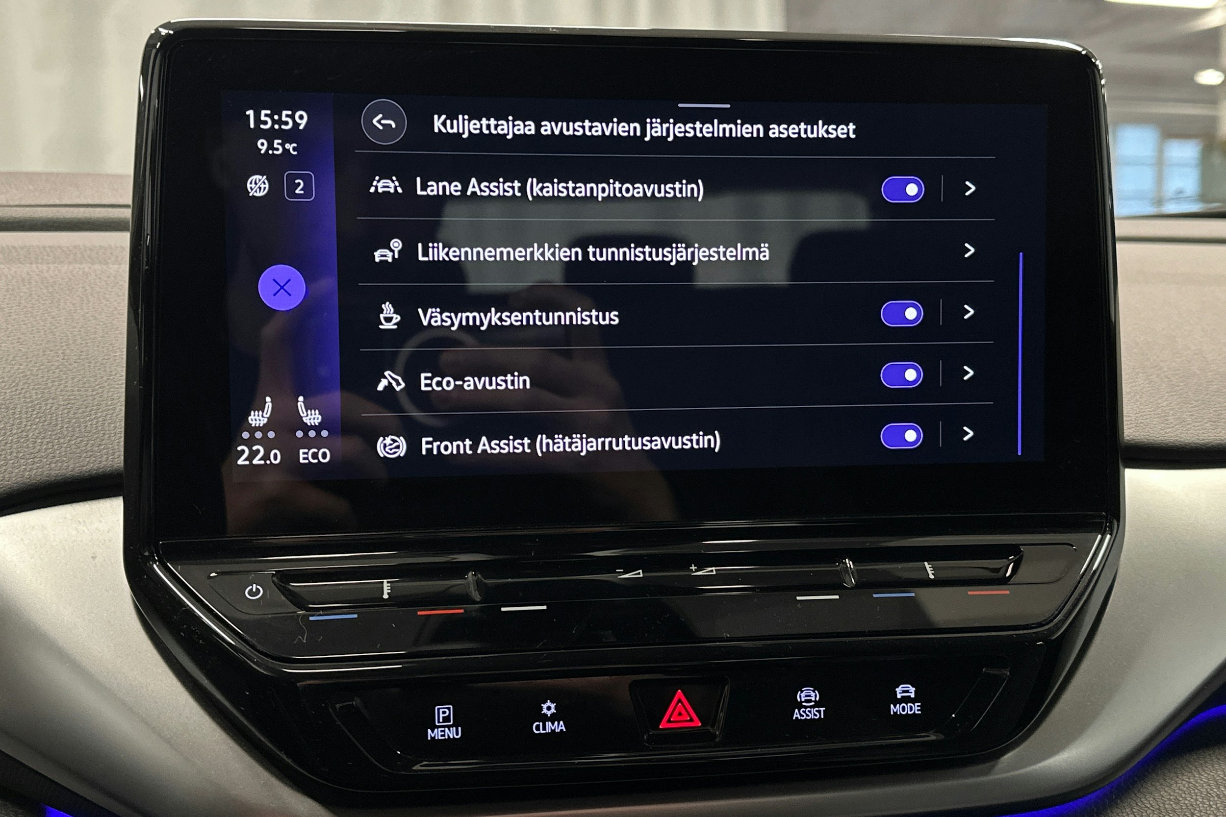 harmaa Volkswagen ID.4 2022 kuva 26.