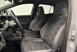 harmaa Volkswagen ID.4 2022 kuva 13.