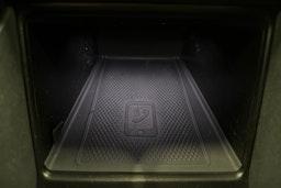 harmaa Volkswagen ID.4 2022 kuva 26.