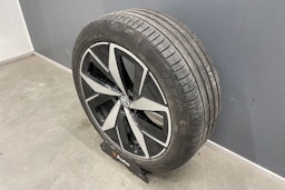 valkoinen Volkswagen ID.4 2022 kuva 14.