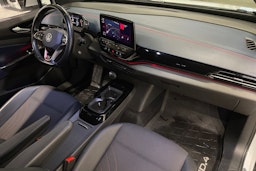 valkoinen Volkswagen ID.4 2022 kuva 31.