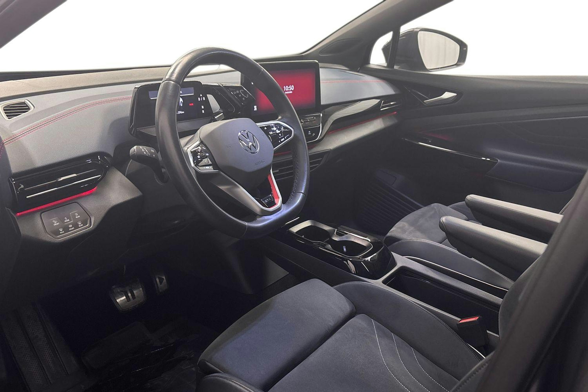 harmaa Volkswagen ID.4 2022 kuva 7.