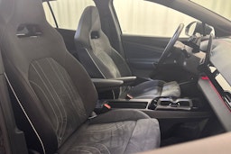 harmaa Volkswagen ID.4 2022 kuva 15.