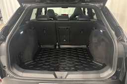 harmaa Volkswagen ID.4 2022 kuva 16.