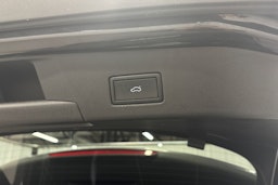 harmaa Volkswagen ID.4 2022 kuva 19.