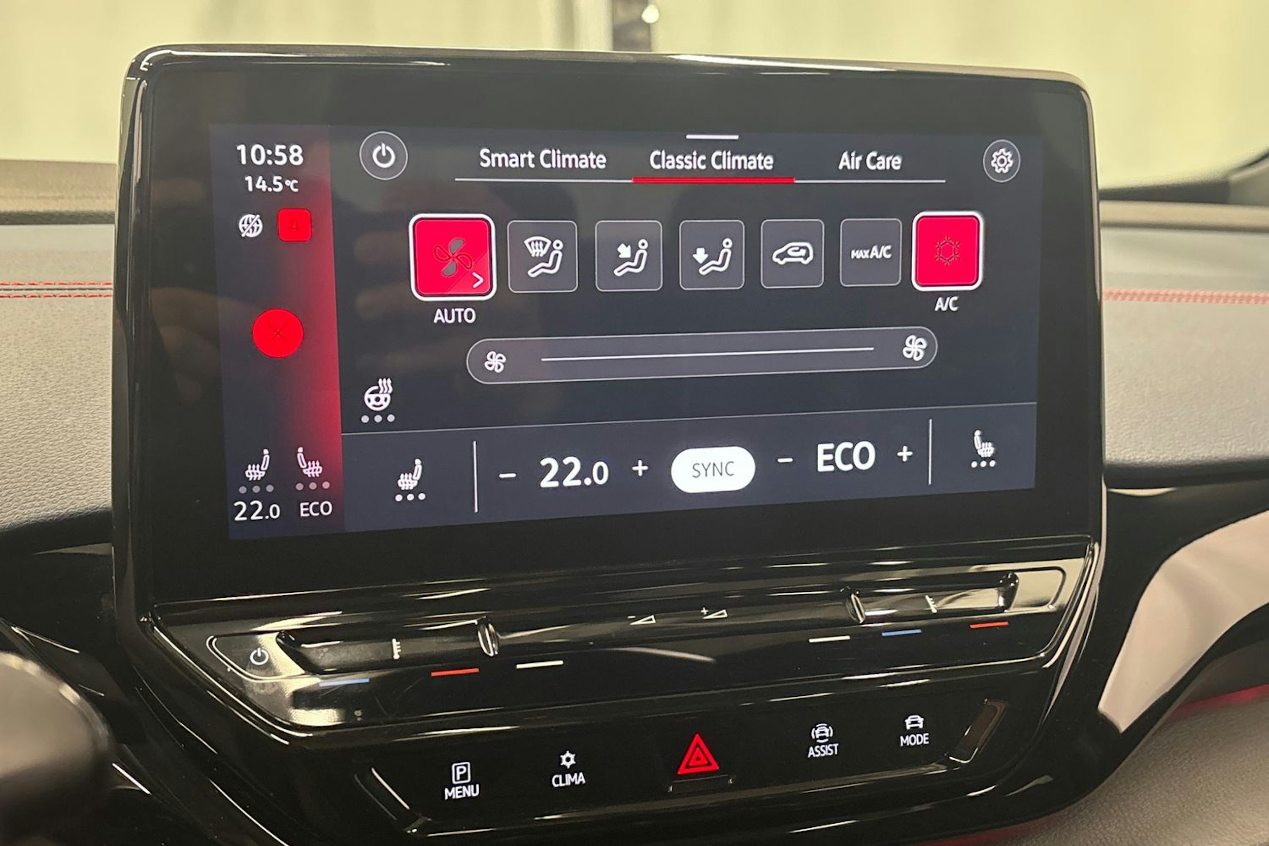 harmaa Volkswagen ID.4 2022 kuva 29.