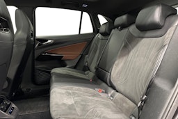 harmaa Volkswagen ID.4 2022 kuva 10.