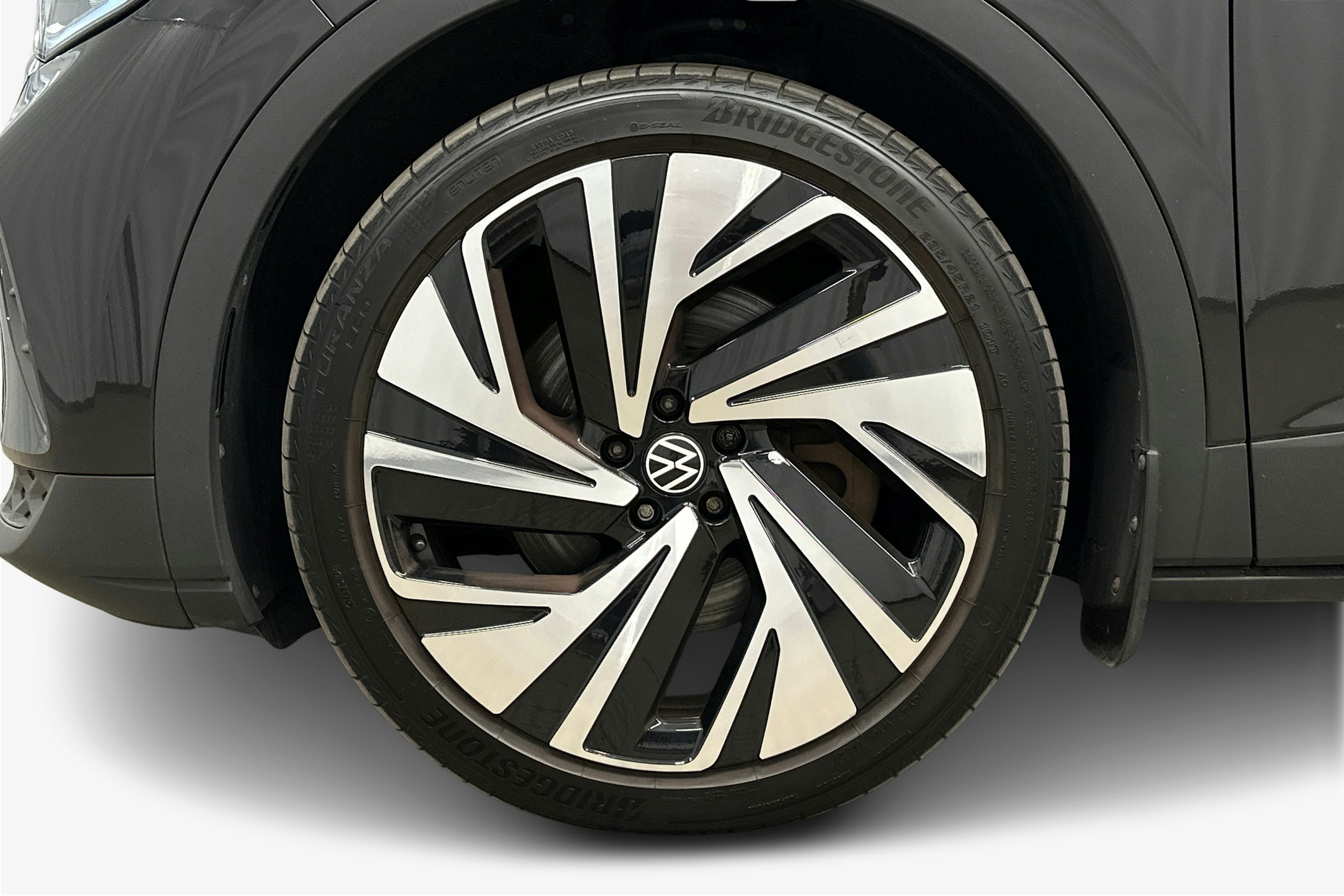 harmaa Volkswagen ID.4 2022 kuva 11.