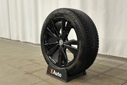 harmaa Volkswagen ID.4 2022 kuva 13.