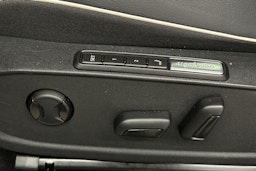 harmaa Volkswagen ID.4 2022 kuva 20.