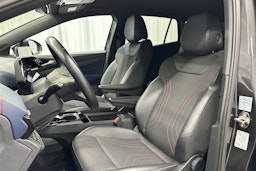 harmaa Volkswagen ID.4 2022 kuva 29.