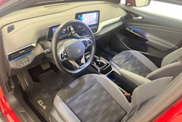 punainen Volkswagen ID.4 2022 kuva 7.