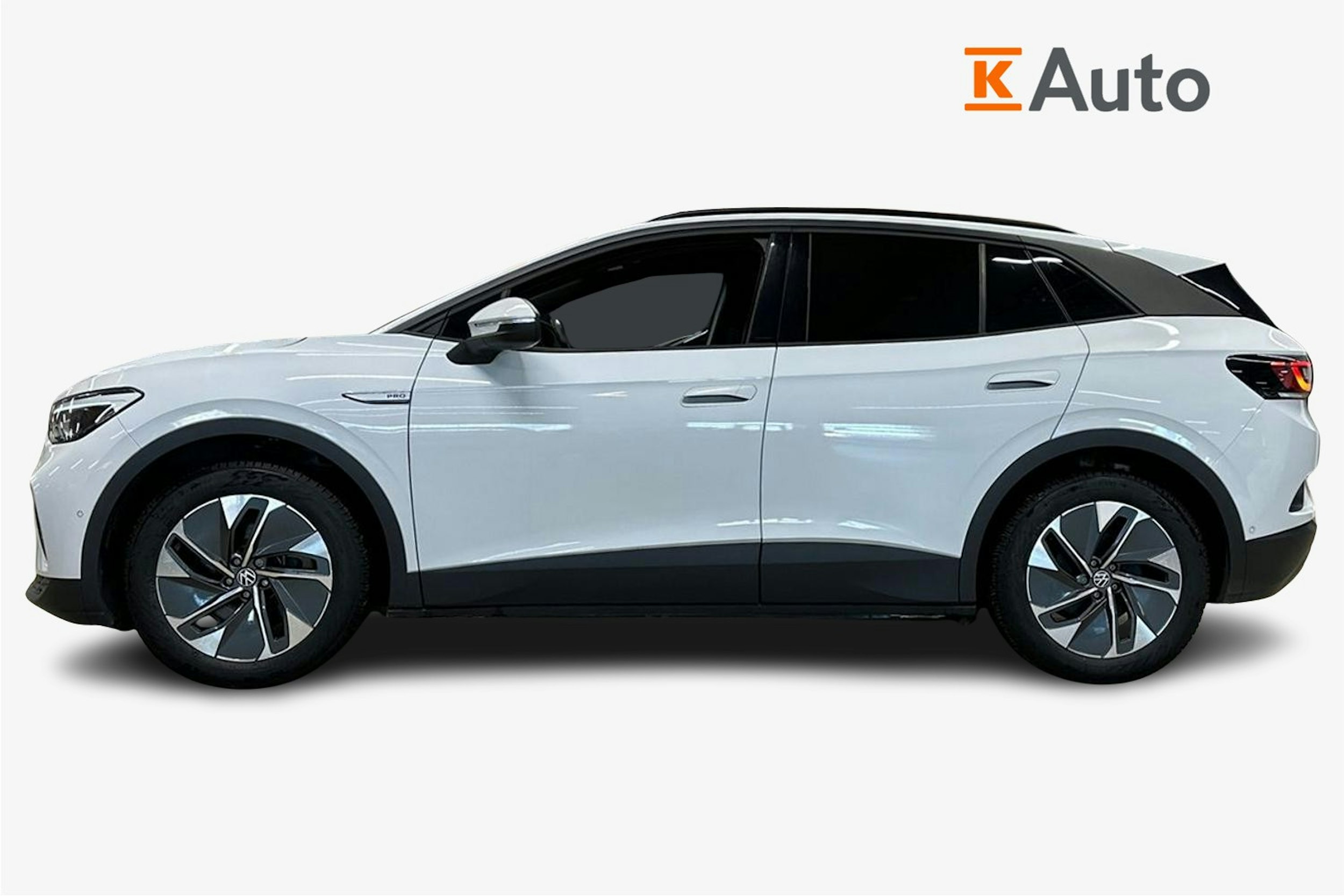 valkoinen Volkswagen ID.4 2022 kuva 6.