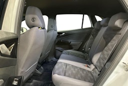 valkoinen Volkswagen ID.4 2022 kuva 10.