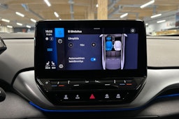 valkoinen Volkswagen ID.4 2022 kuva 19.