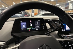 valkoinen Volkswagen ID.4 2022 kuva 23.