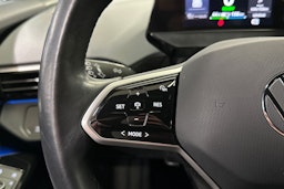 valkoinen Volkswagen ID.4 2022 kuva 24.