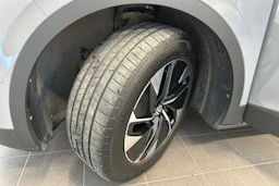 harmaa Volkswagen ID.4 2022 kuva 9.