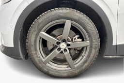 harmaa Volkswagen ID.4 2022 kuva 11.