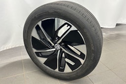 harmaa Volkswagen ID.4 2022 kuva 14.