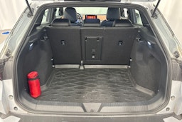 harmaa Volkswagen ID.4 2022 kuva 16.