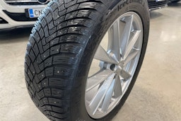 valkoinen Volkswagen ID.4 2022 kuva 37.