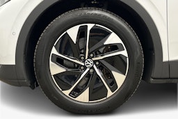 valkoinen Volkswagen ID.4 2022 kuva 11.