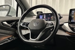 valkoinen Volkswagen ID.4 2022 kuva 16.